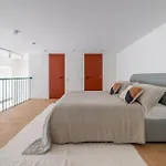 Designer Loft In The City Center